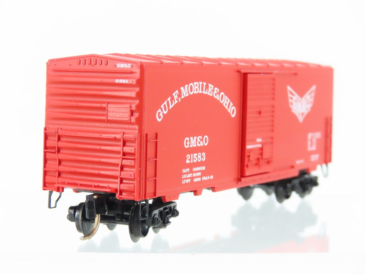 N Scale Micro-Trains MTL 24240 GM&amp;O Gulf Mobile &amp; Ohio 40&#39; Box Car #21583