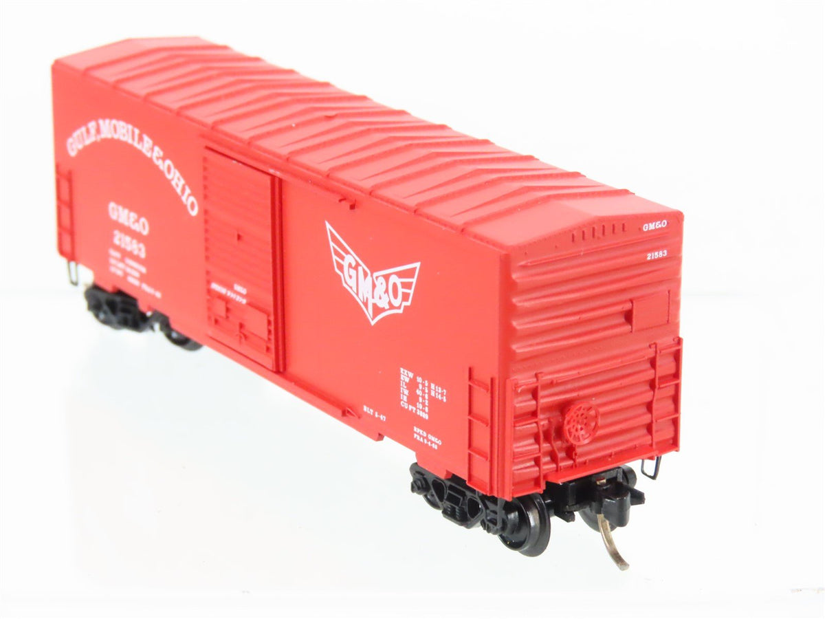 N Scale Micro-Trains MTL 24240 GM&amp;O Gulf Mobile &amp; Ohio 40&#39; Box Car #21583