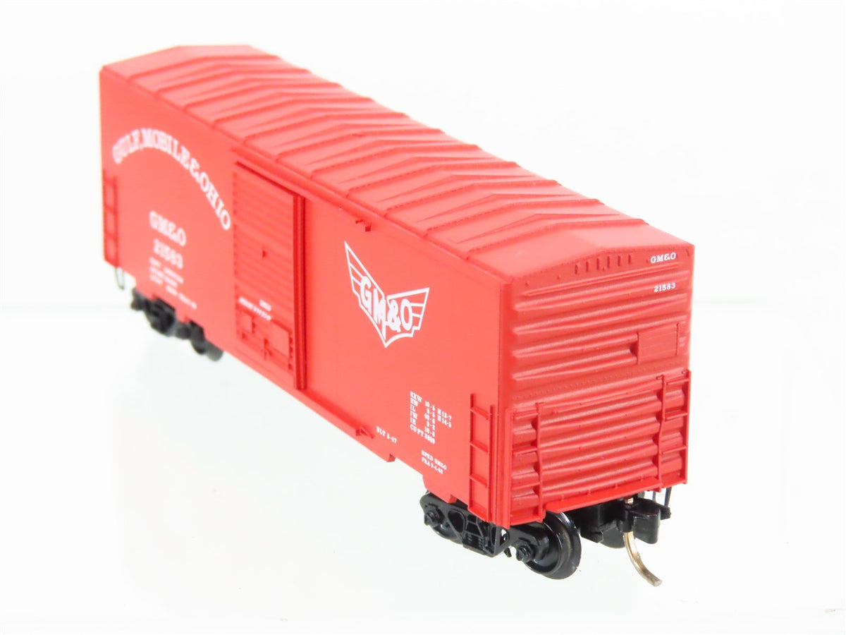 N Scale Micro-Trains MTL 24240 GM&amp;O Gulf Mobile &amp; Ohio 40&#39; Box Car #21583