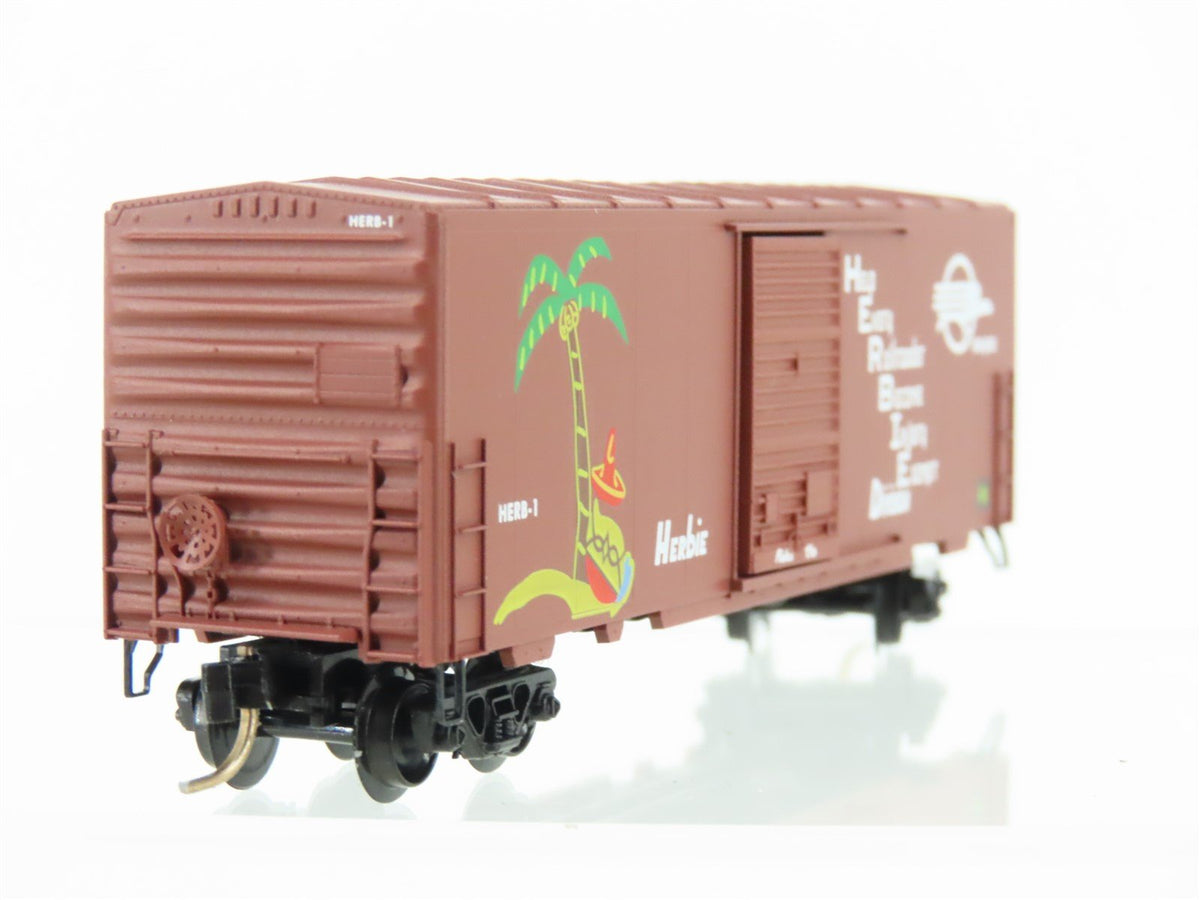 N Scale Micro-Trains MTL 24220 HERB MP Missouri Pacific Herbie 40&#39; Box Car #1