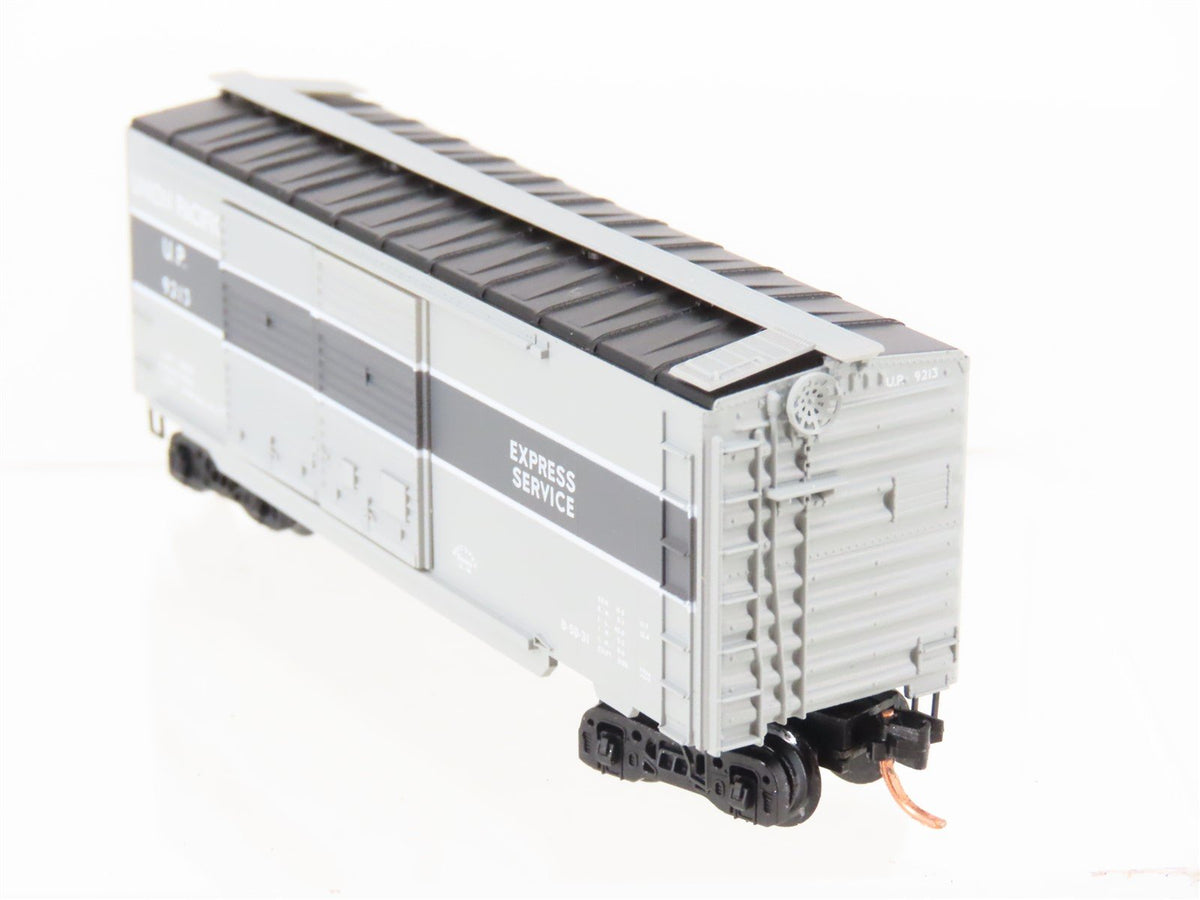 N Scale Micro-Trains MTL 23270 UP Union Pacific 40&#39; Double Door Box Car #9213