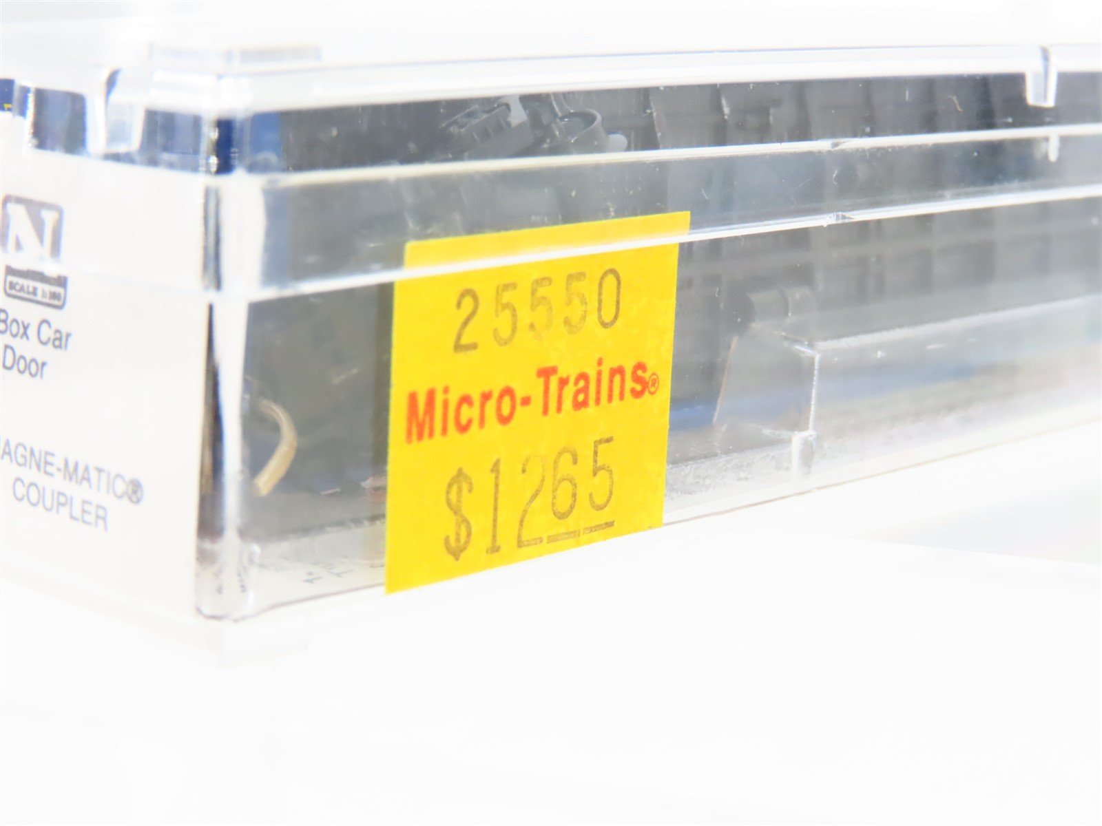 N Scale Micro-Trains MTL 25550 CSXT 50' Single Door Box Car #141001