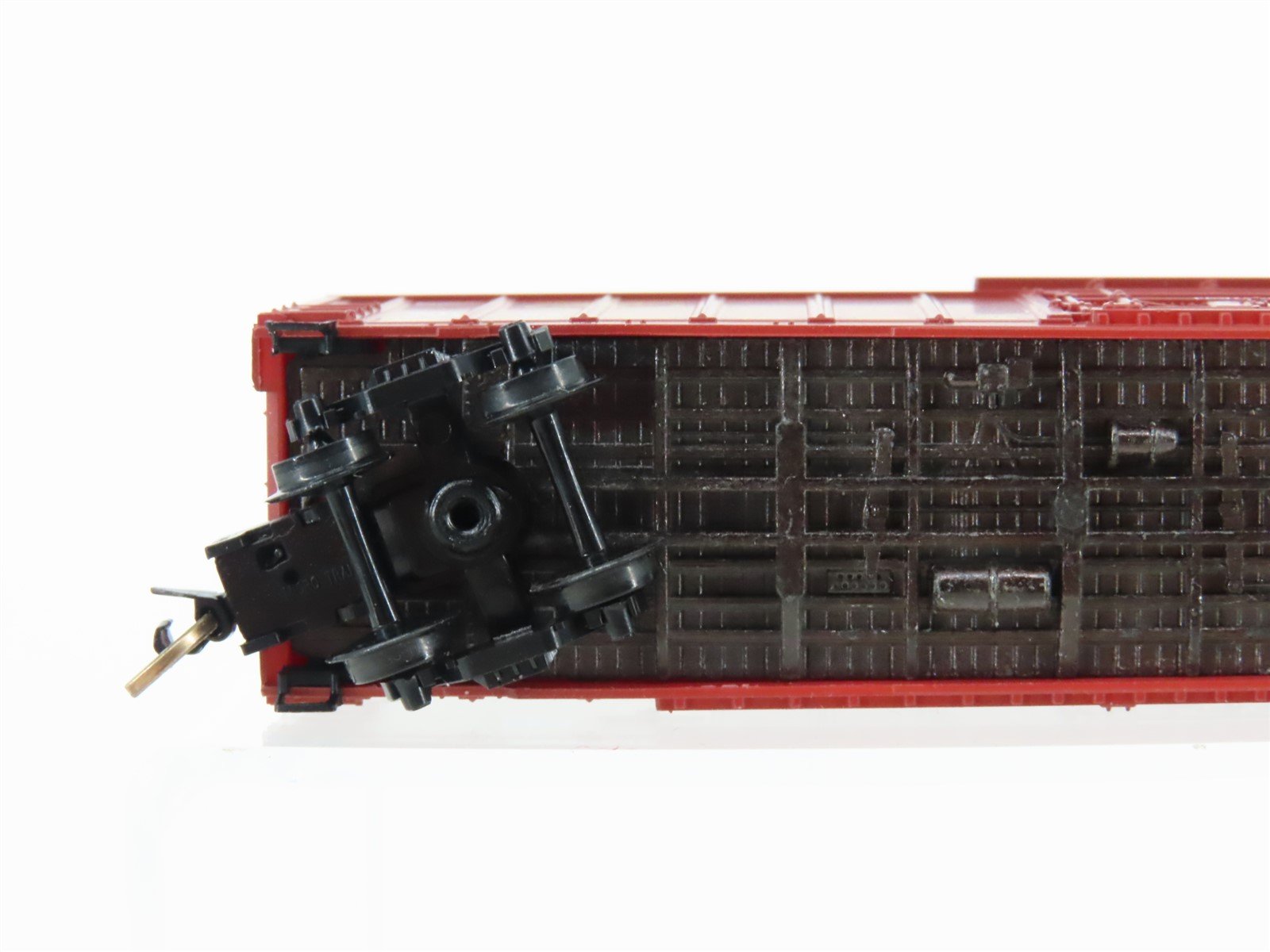 N Scale Micro-Trains MTL 27200 WC Wisconsin Central 50' Plug Door Box Car #27102