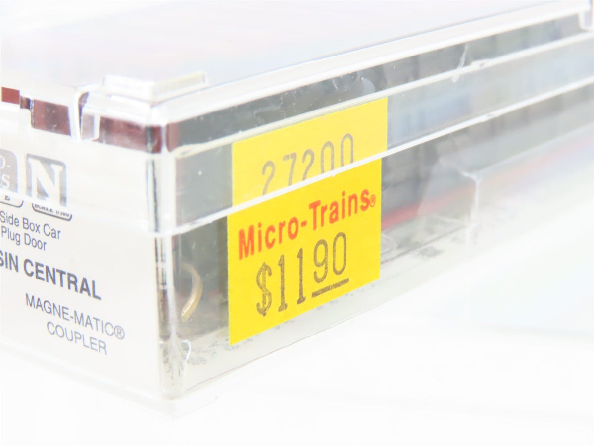 N Scale Micro-Trains MTL 27200 WC Wisconsin Central 50&#39; Plug Door Box Car #27102