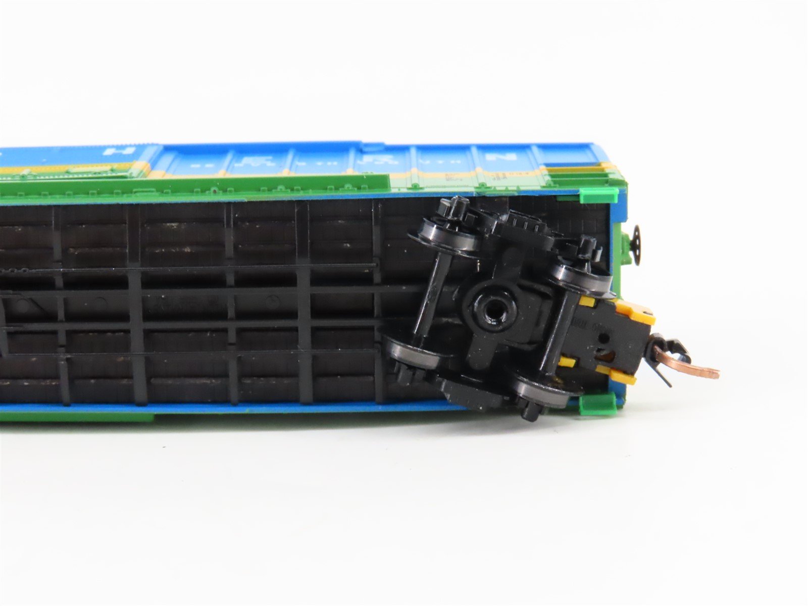 N Scale Micro-Trains MTL 25610 Southern 50' Rib Side Boxcar #550555