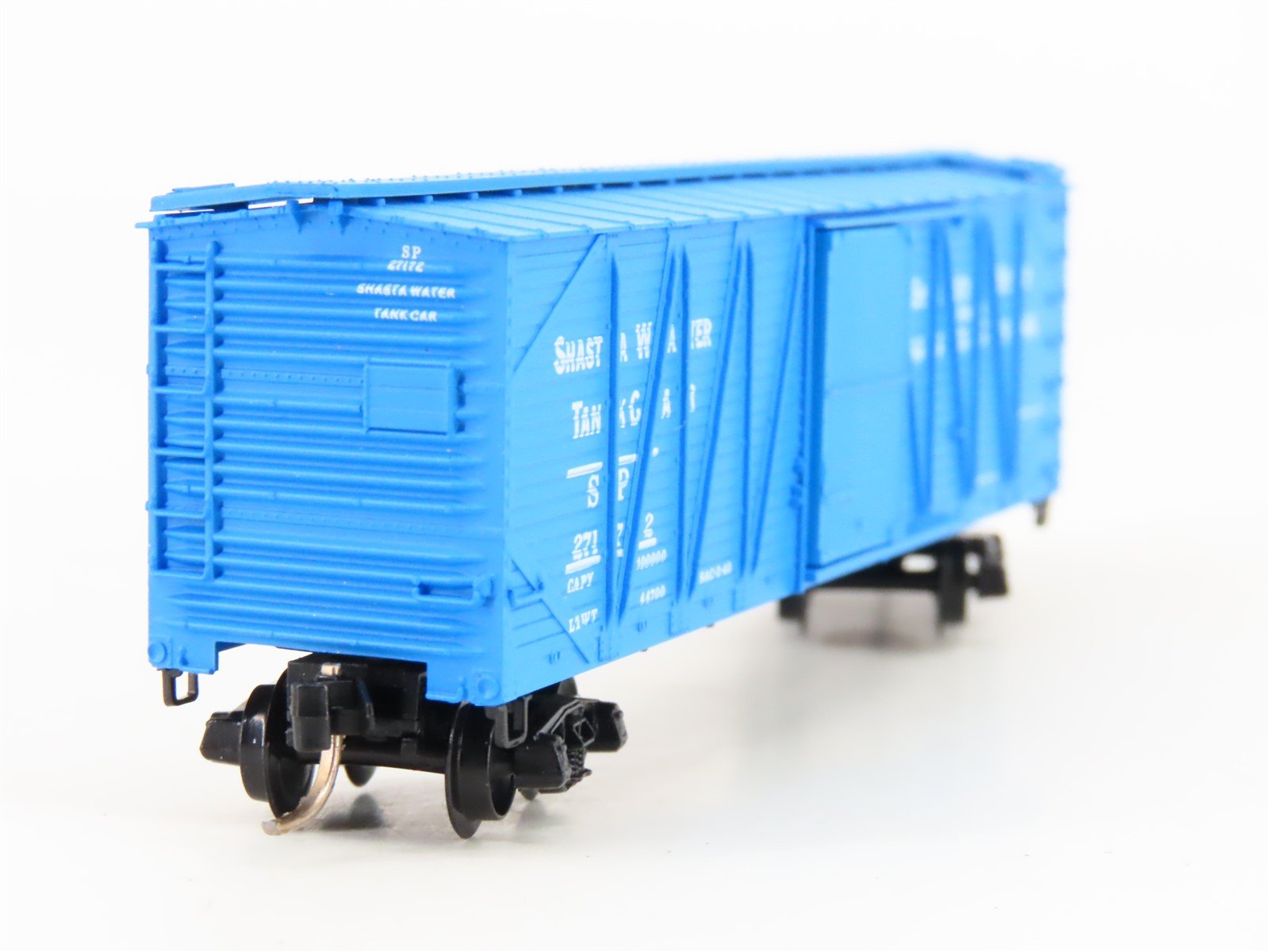 N Scale Micro-Trains MTL 28140 Shasta Water 40' Outside-Braced Boxcar #27172