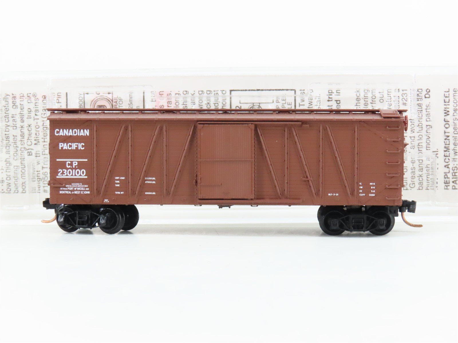 N Scale Micro-Trains MTL 28120 CP Canadian Pacific 40' Braced Boxcar #230100