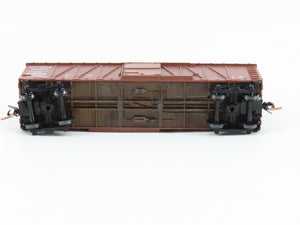 N Scale Micro-Trains MTL 28120 CP Canadian Pacific 40' Braced Boxcar #230100
