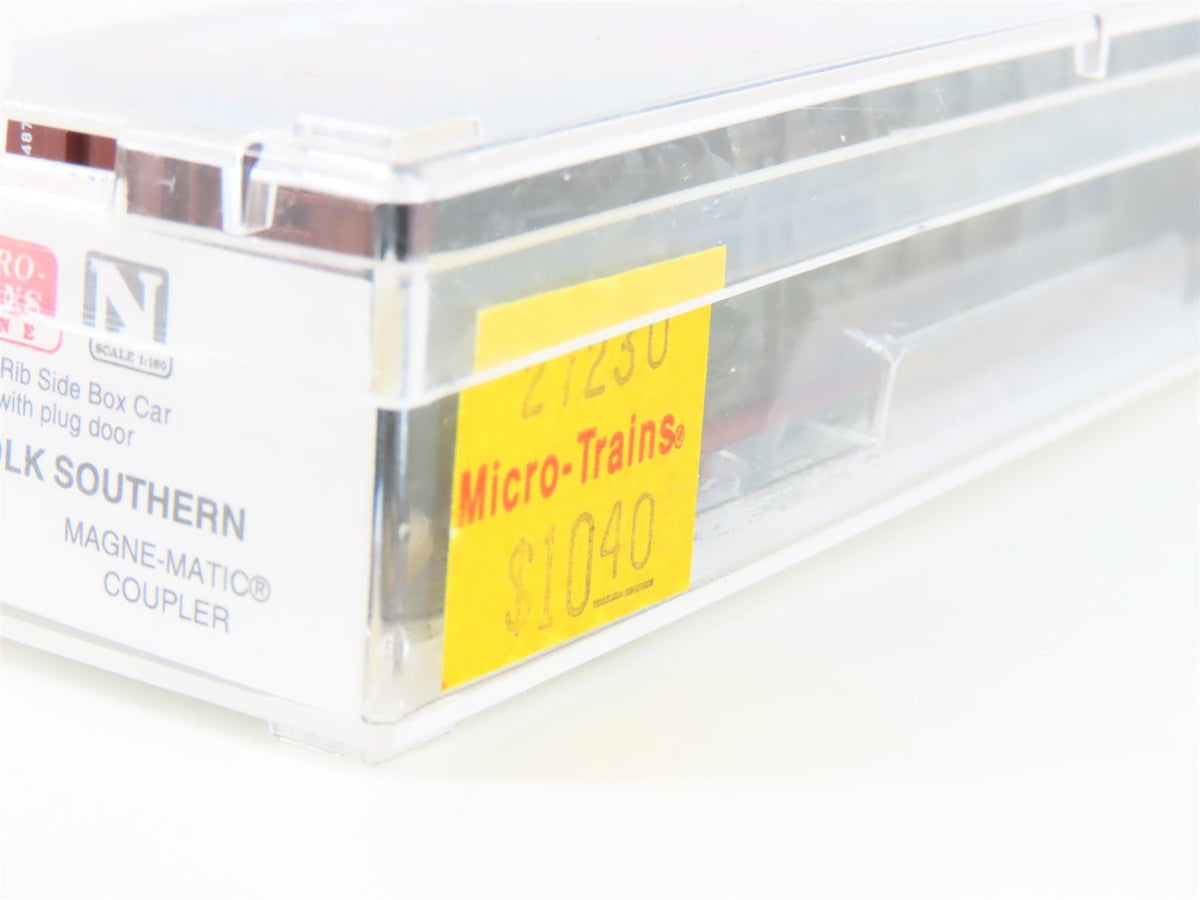 N Scale Micro-Trains MTL 27230 NS Norfolk Southern 50&#39; Rib Side Boxcar #584877