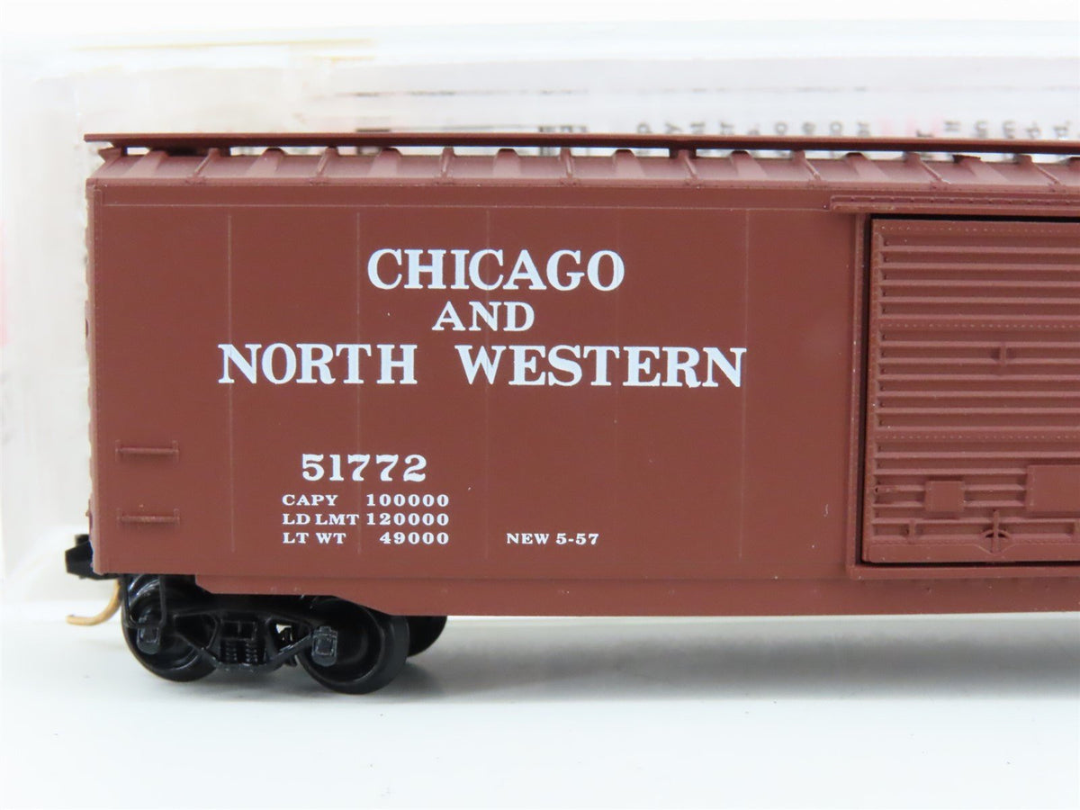 N Scale Micro-Trains MTL 31110 CNW Chicago Northwestern 50&#39; Boxcar #51772