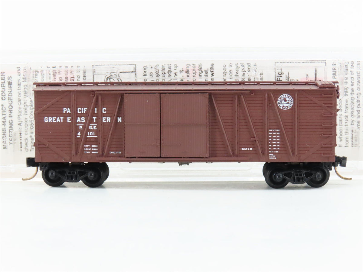 N Scale Micro-Trains MTL 29080 PGE Pacific Great Western 40&#39; Boxcar #4101