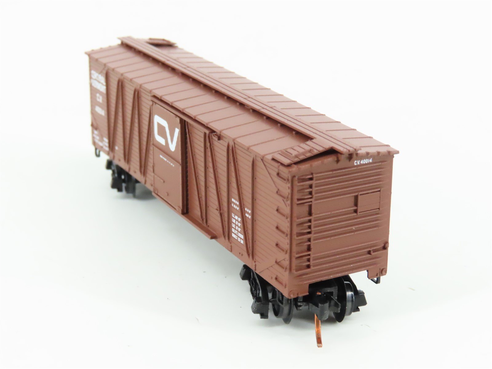 N Micro-Trains MTL 28160 CV Central Vermont 40' Outside Braced Boxcar #40014