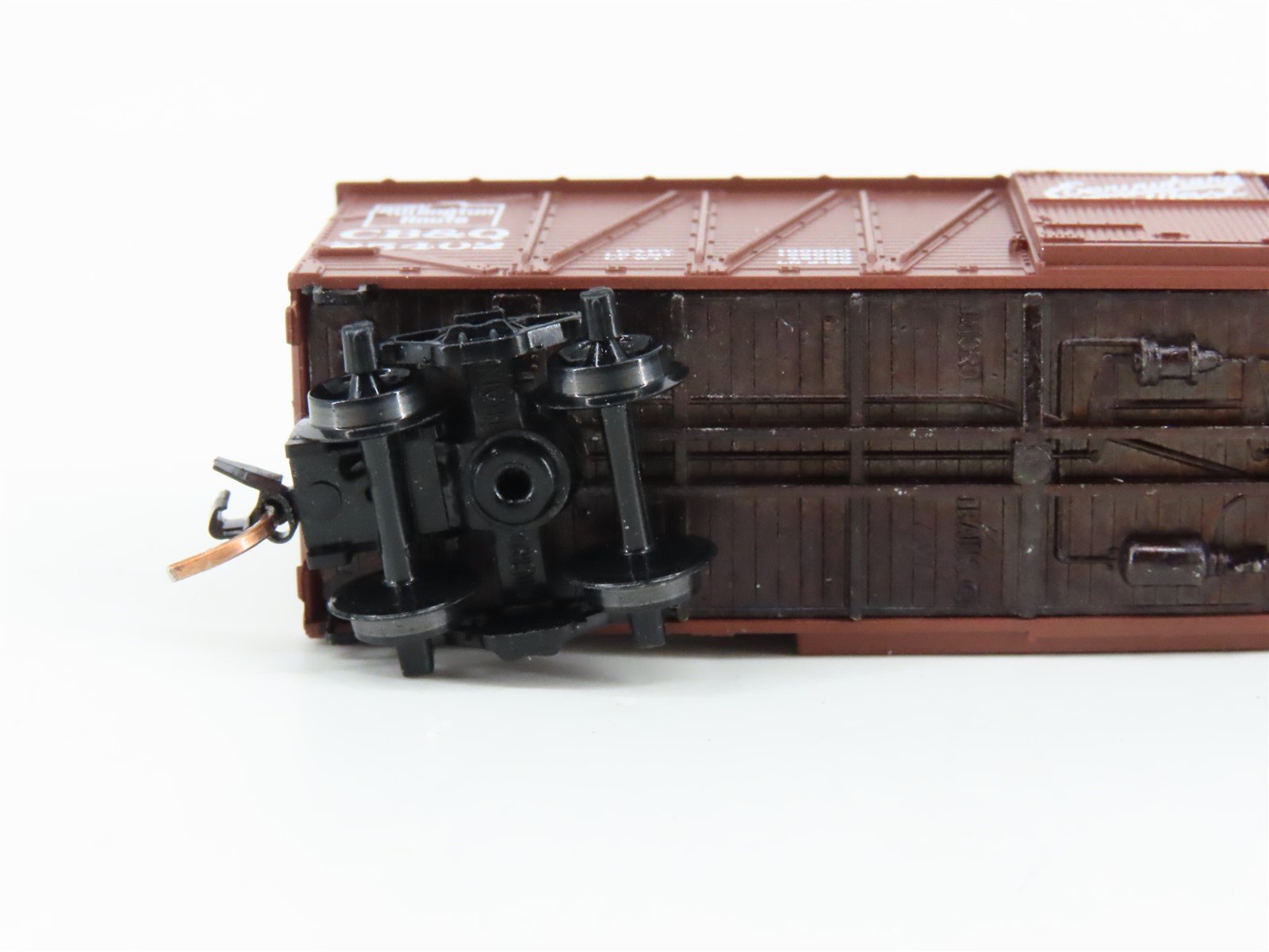 N Scale Micro-Trains MTL 28150 CBQ Burlington 40' Outside Braced Boxcar #25402