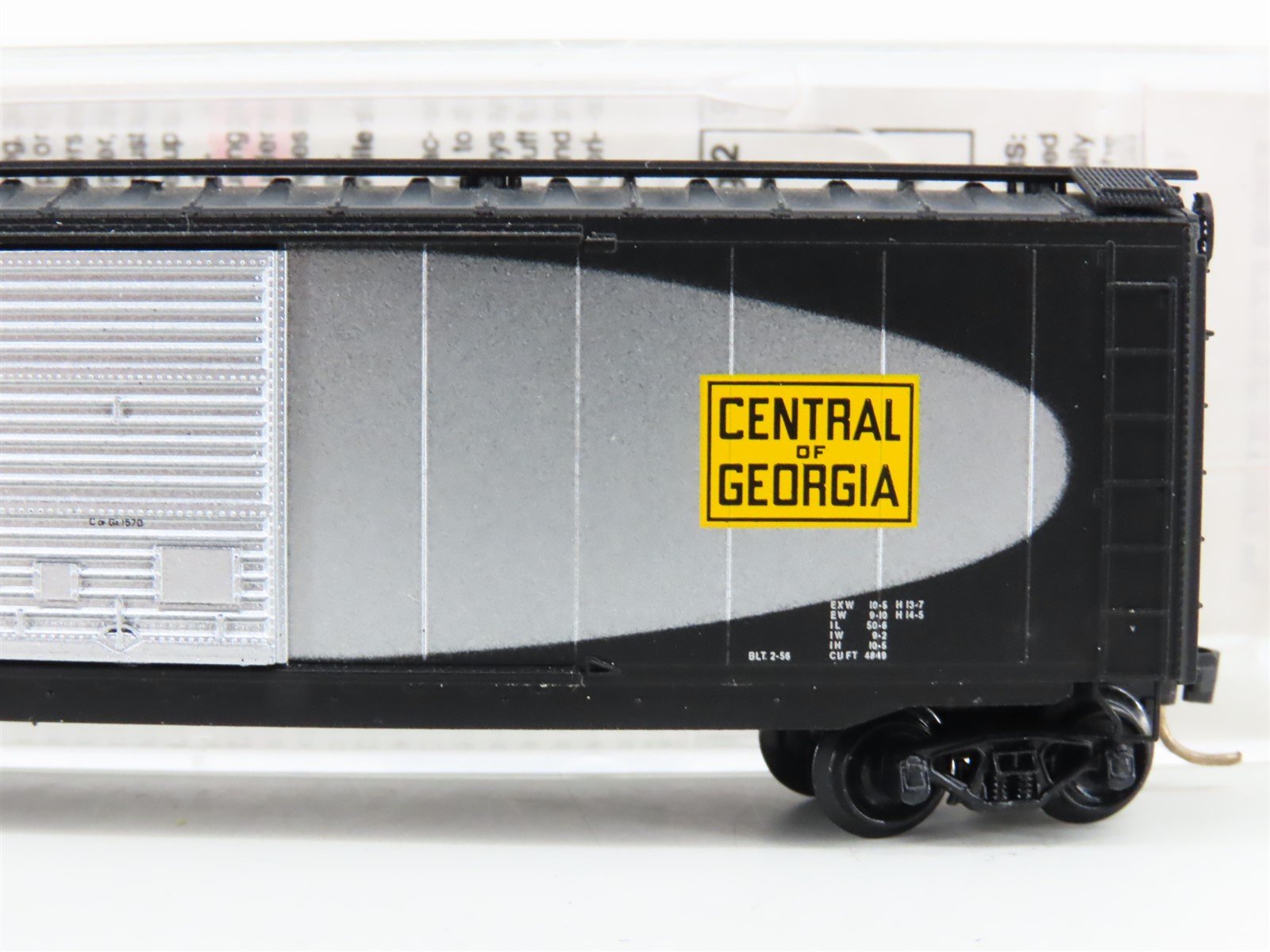 N Scale Micro-Trains MTL 31280 CG Central of Georgia 50' Standard Boxcar #1570
