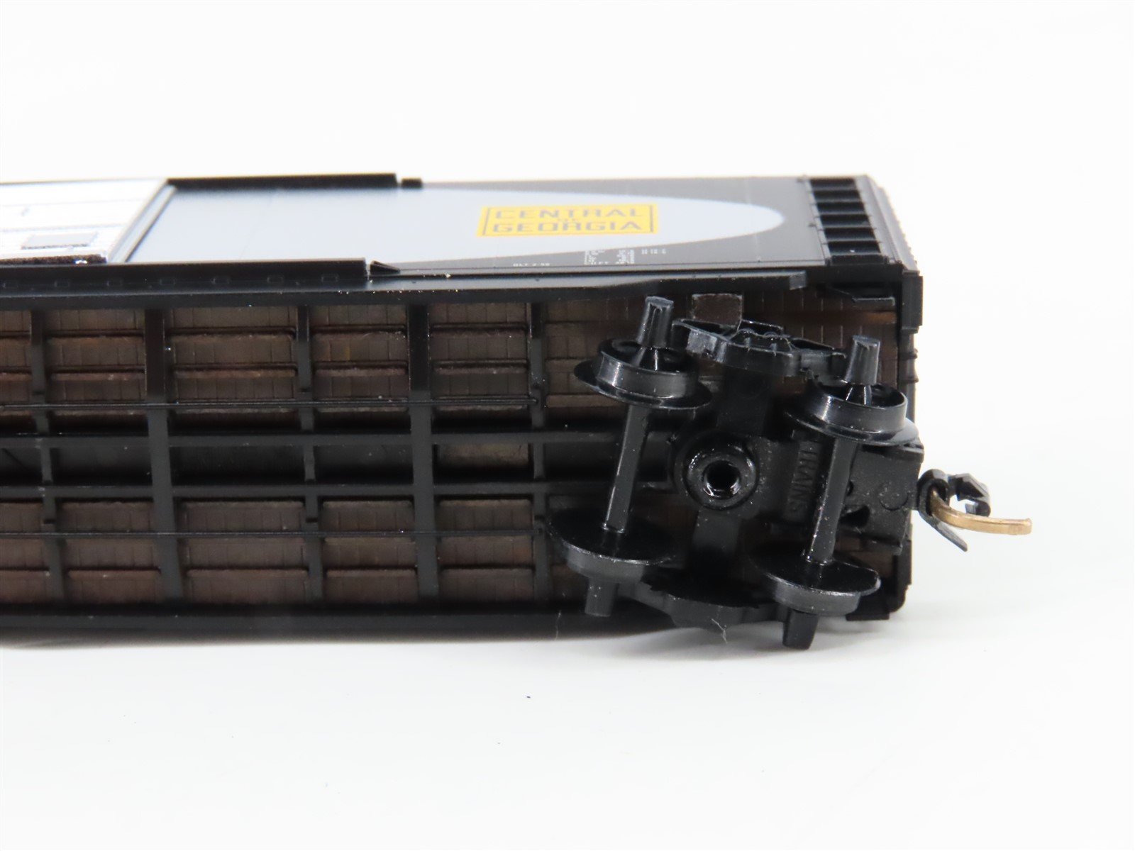N Scale Micro-Trains MTL 31280 CG Central of Georgia 50' Standard Boxcar #1570