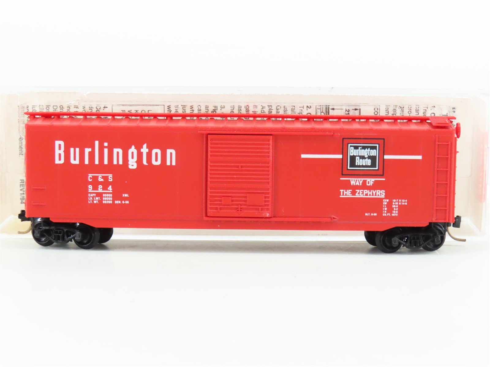 N Scale Micro-Trains MTL 31260 C&S Burlington Route 50' Standard Boxcar #924