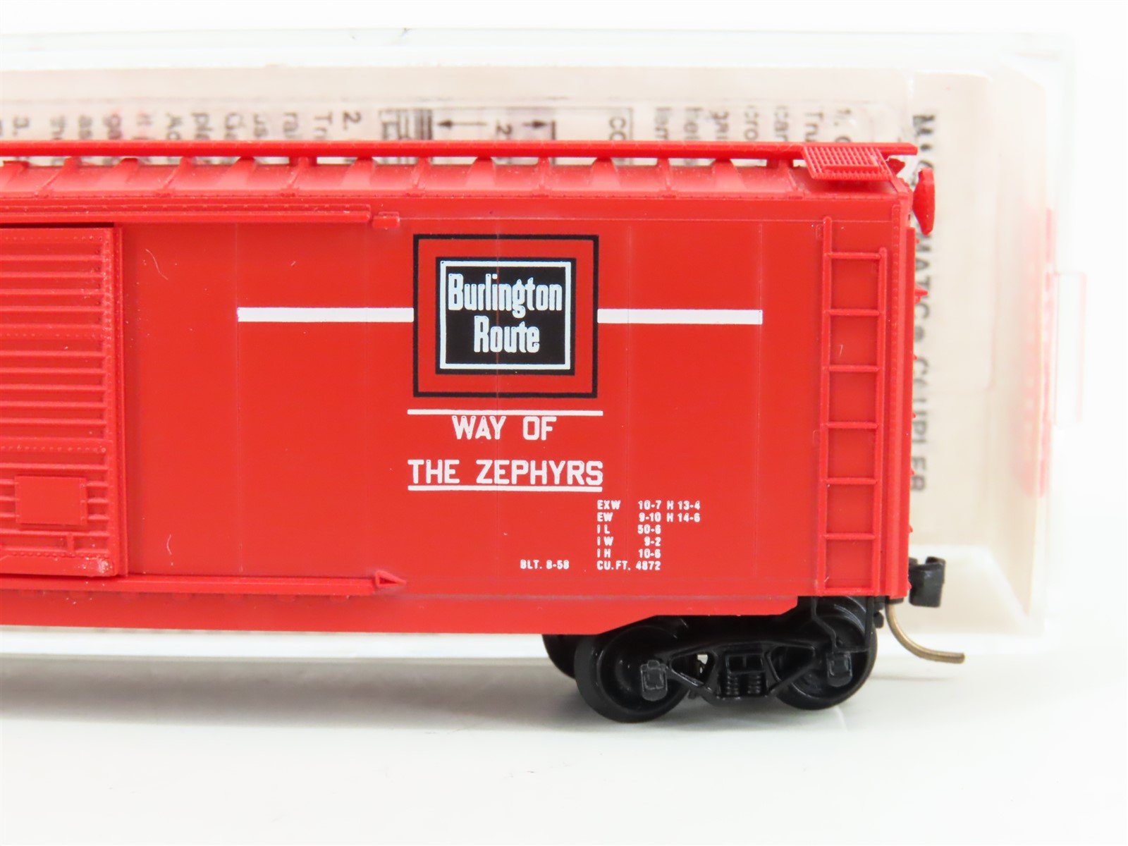 N Scale Micro-Trains MTL 31260 C&S Burlington Route 50' Standard Boxcar #924