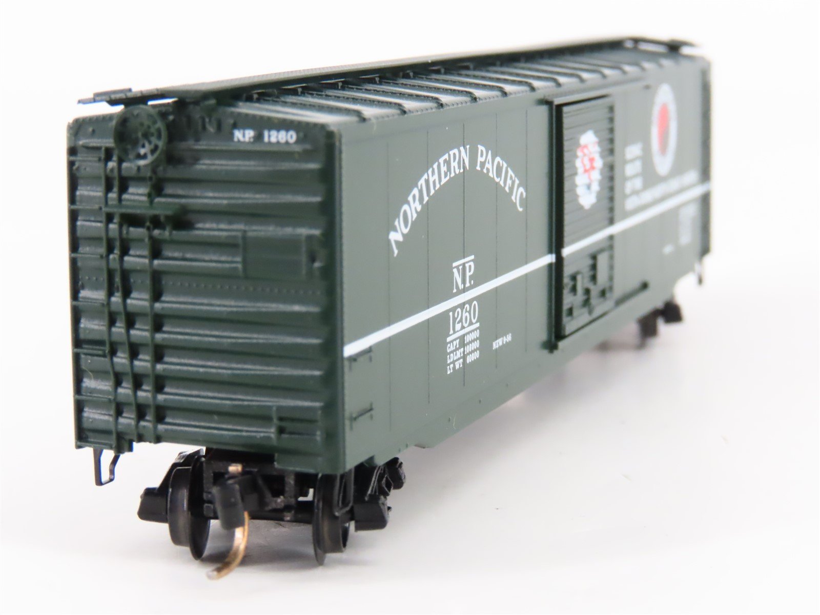 N Scale Micro-Trains MTL 31250 NP Northern Pacific 50' Standard Boxcar #1260
