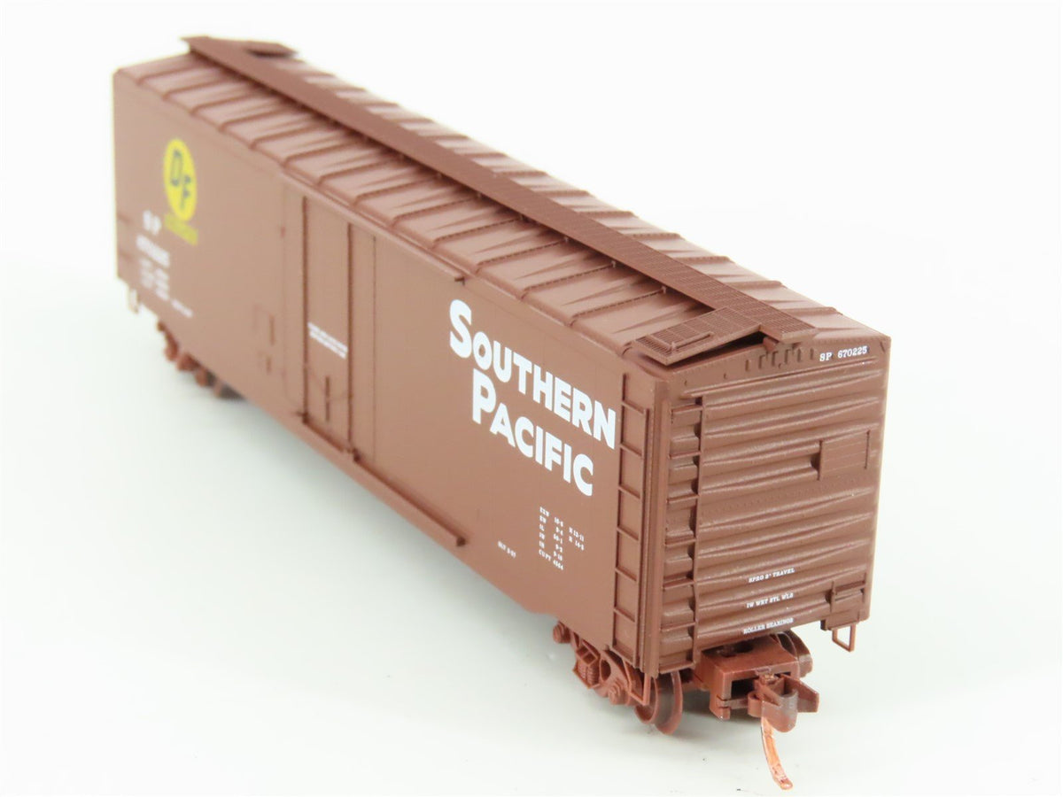 N Scale Micro-Trains MTL 32380 SP Southern Pacific 50&#39; Standard Boxcar #670225