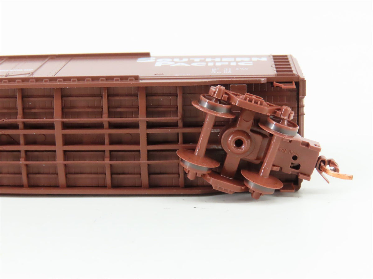 N Scale Micro-Trains MTL 32380 SP Southern Pacific 50&#39; Standard Boxcar #670225