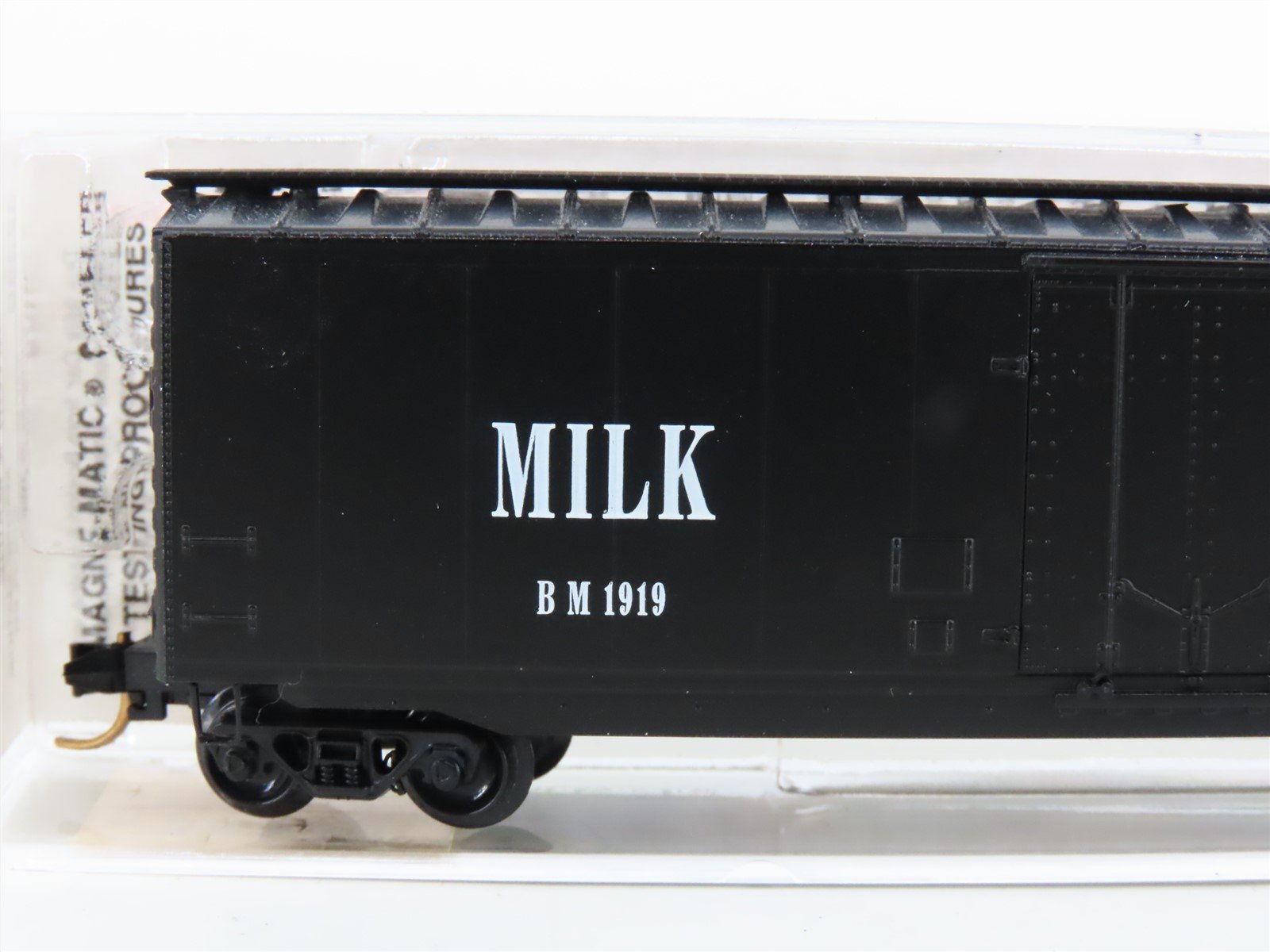 N Scale Micro-Trains MTL 32330 B&M Boston & Maine 