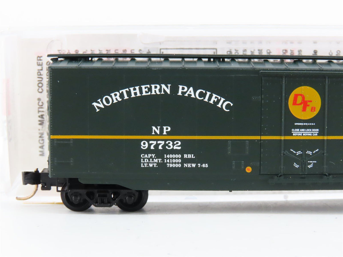 N Scale Micro-Trains MTL 32200 NP Northern Pacific 50&#39; Standard Boxcar #97732