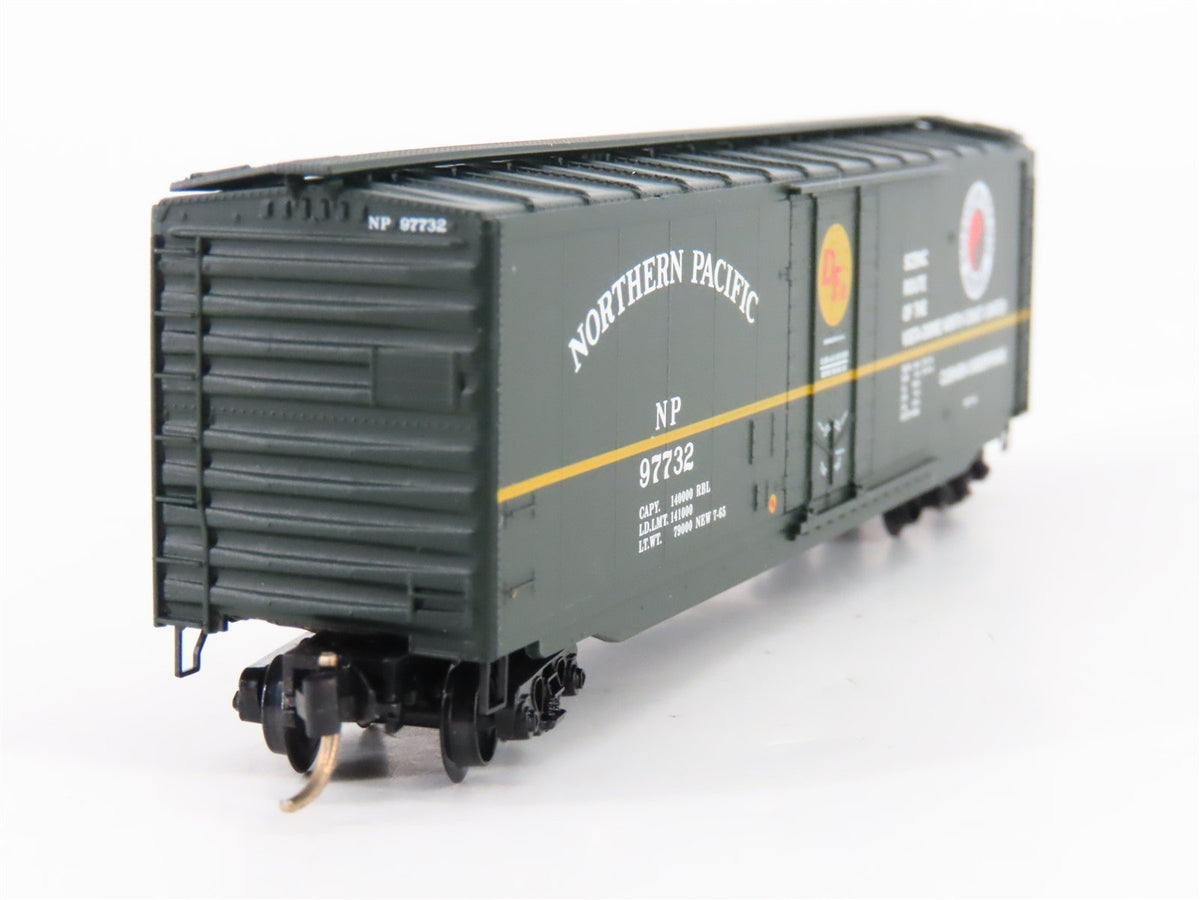 N Scale Micro-Trains MTL 32200 NP Northern Pacific 50&#39; Standard Boxcar #97732
