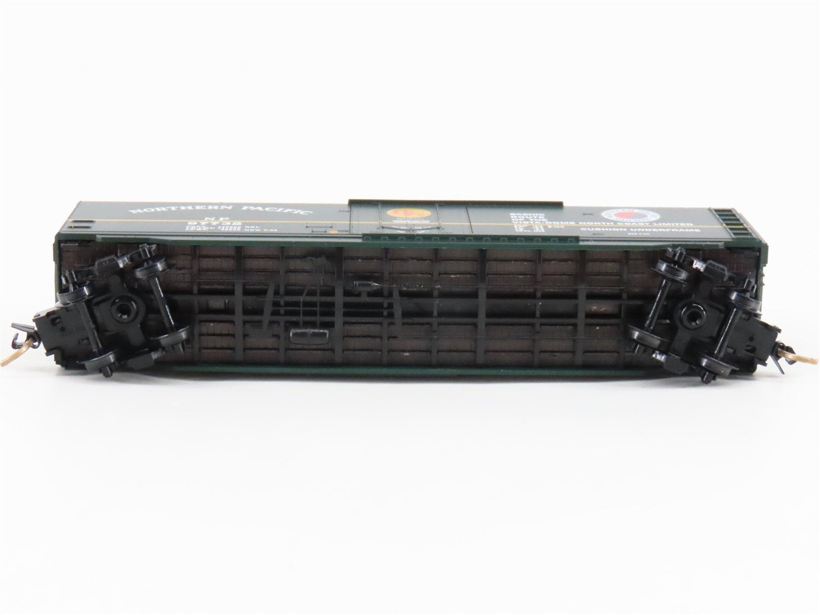 N Scale Micro-Trains MTL 32200 NP Northern Pacific 50' Standard Boxcar #97732