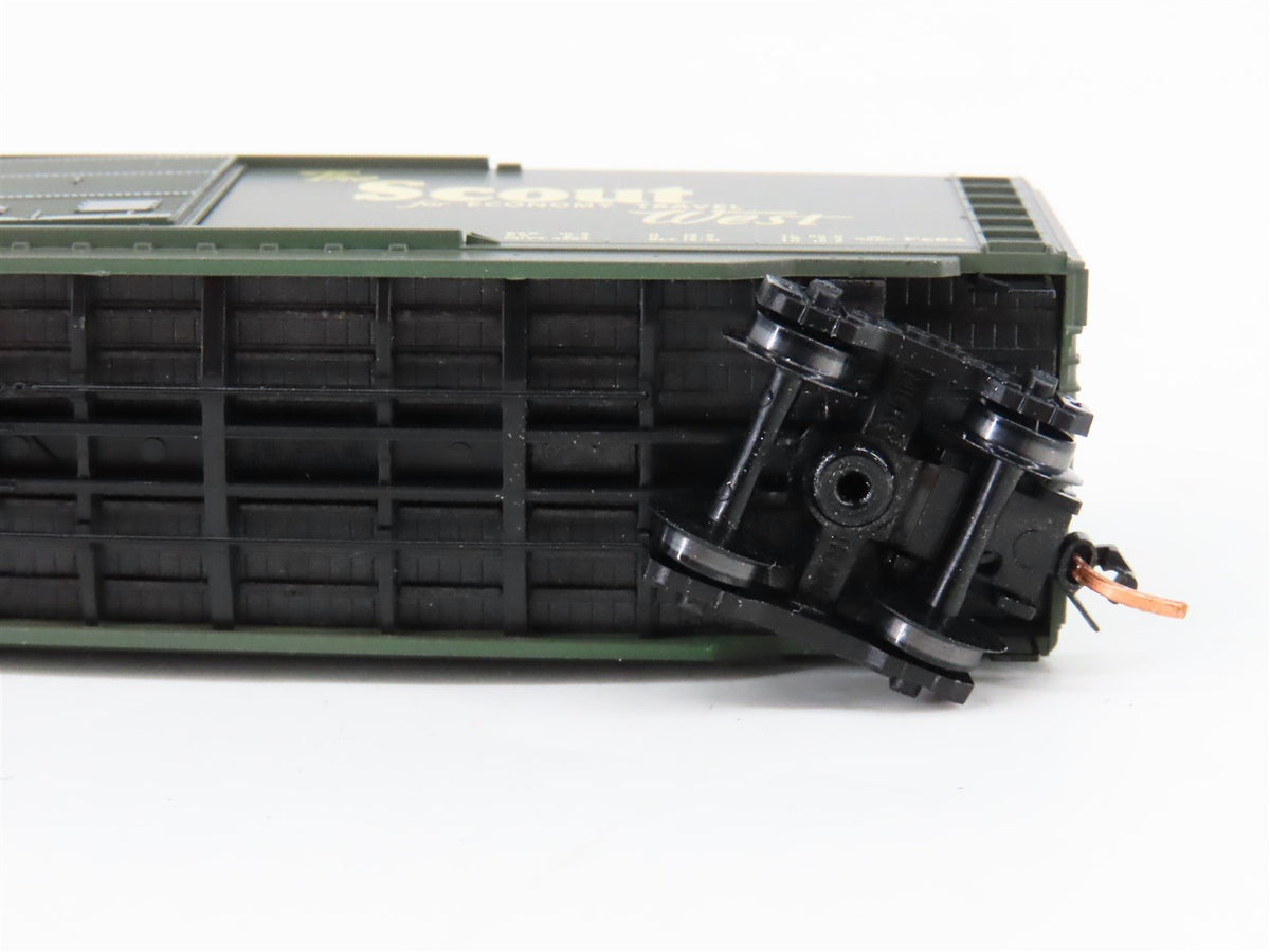 N Scale Micro-Trains MTL 34270 ATSF Railway &quot;Scout West&quot; 50&#39; Boxcar #10055