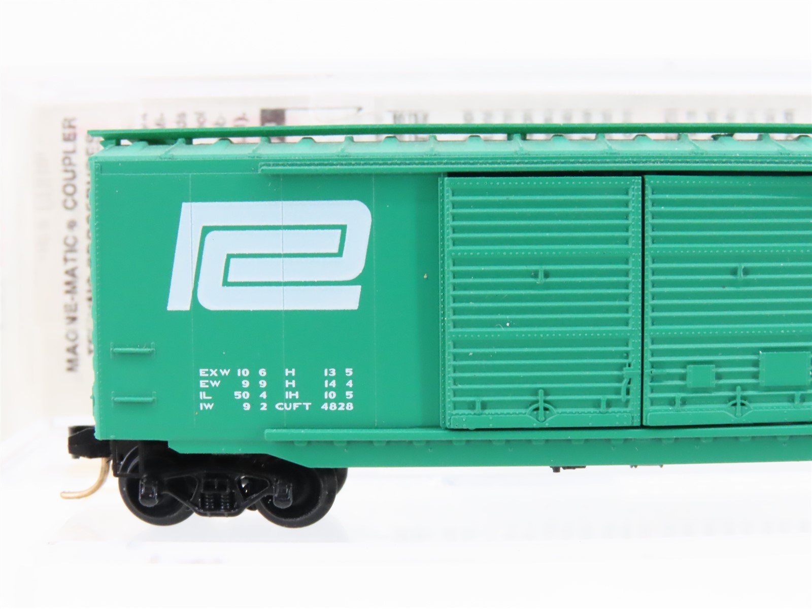 N Scale Micro-Trains MTL 34020 PC Penn Central 50' Standard Boxcar #174433