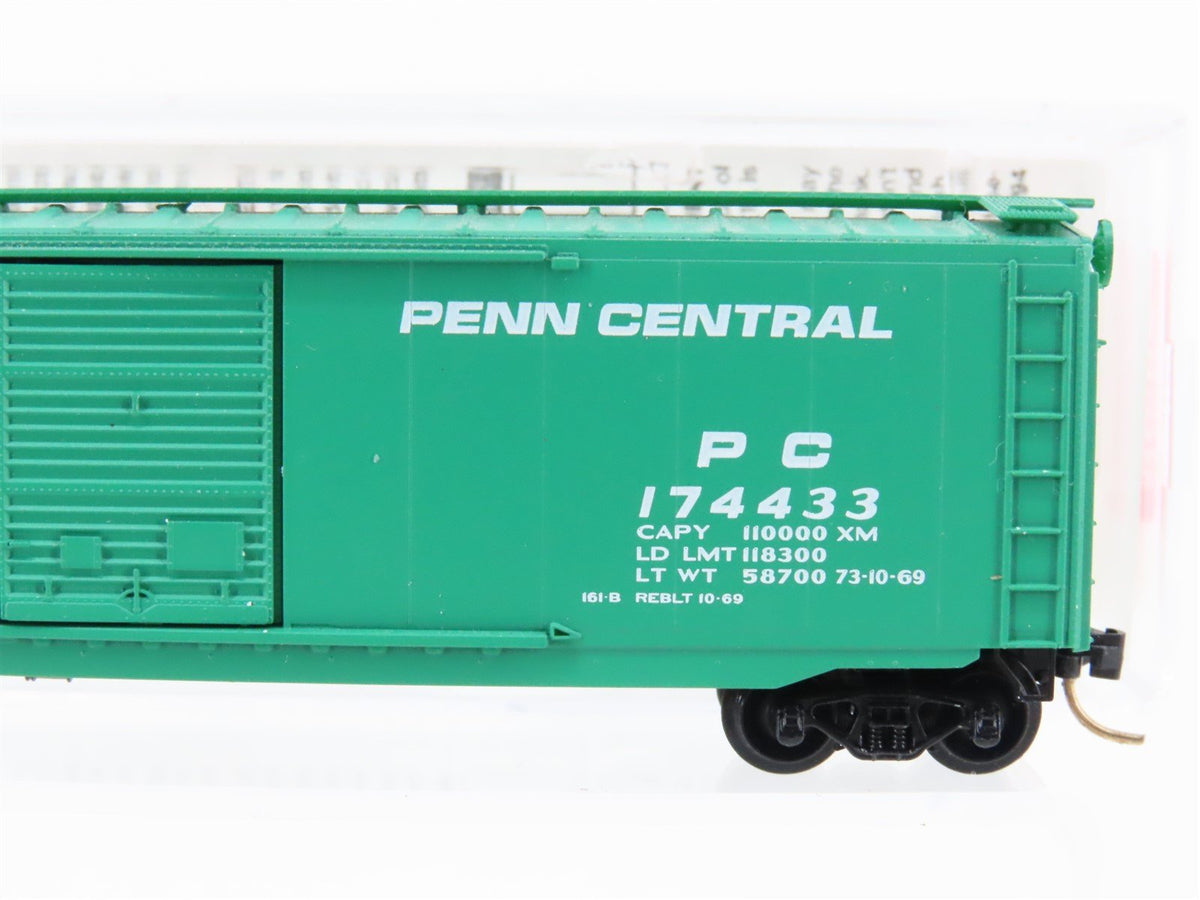 N Scale Micro-Trains MTL 34020 PC Penn Central 50&#39; Standard Boxcar #174433