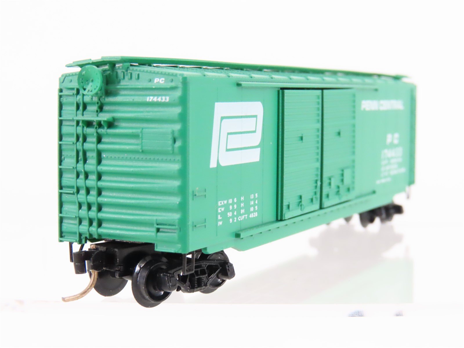 N Scale Micro-Trains MTL 34020 PC Penn Central 50' Standard Boxcar #174433