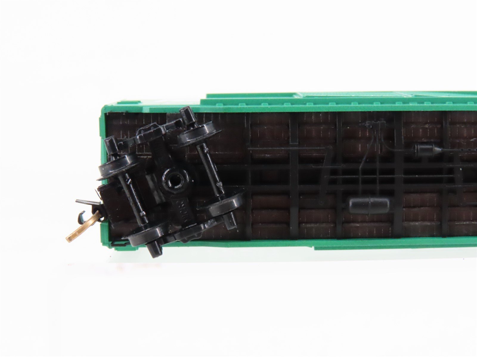 N Scale Micro-Trains MTL 34020 PC Penn Central 50' Standard Boxcar #174433