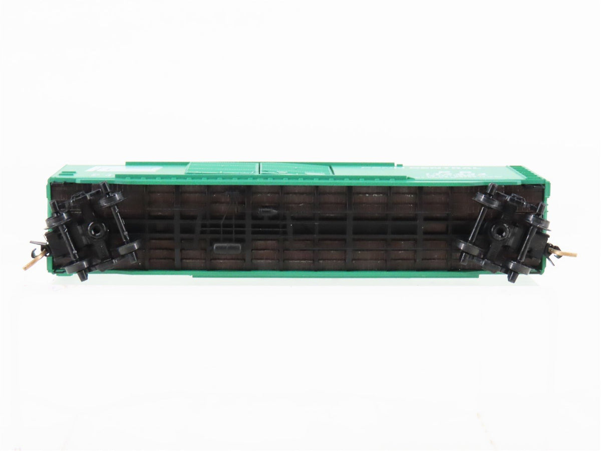 N Scale Micro-Trains MTL 34020 PC Penn Central 50&#39; Standard Boxcar #174433