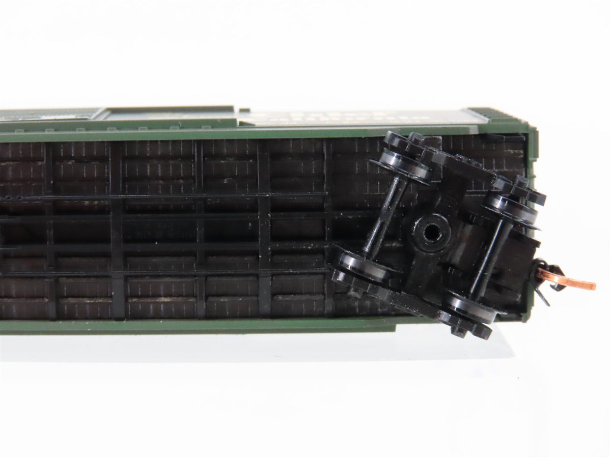 N Scale Micro-Trains MTL 34290 ATSF &quot;Super Chief California&quot; 50&#39; Boxcar #10135