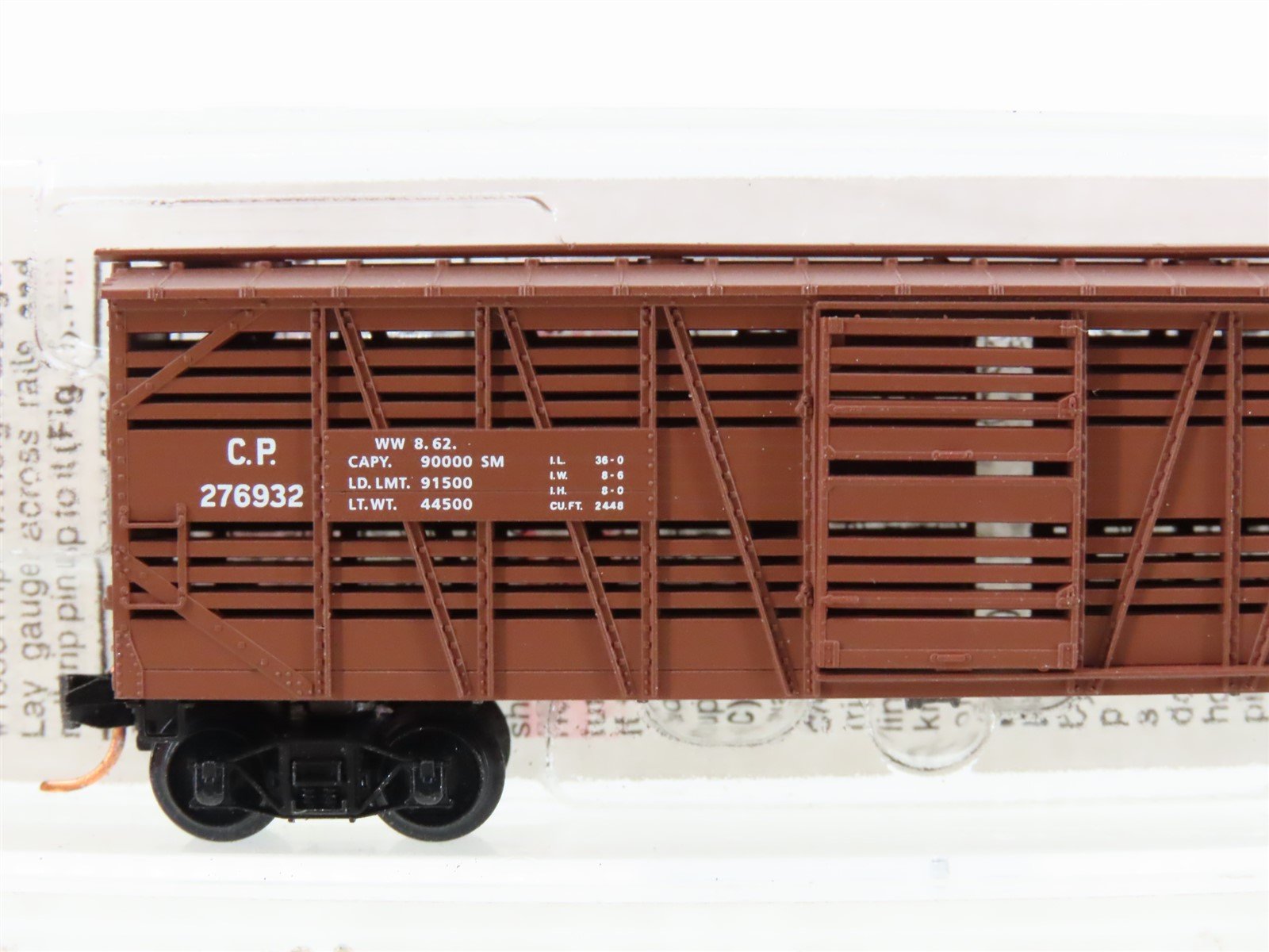 N Scale Micro-Trains MTL 35050 CP Canadian Pacific 40' Despatch Stock Car #27693