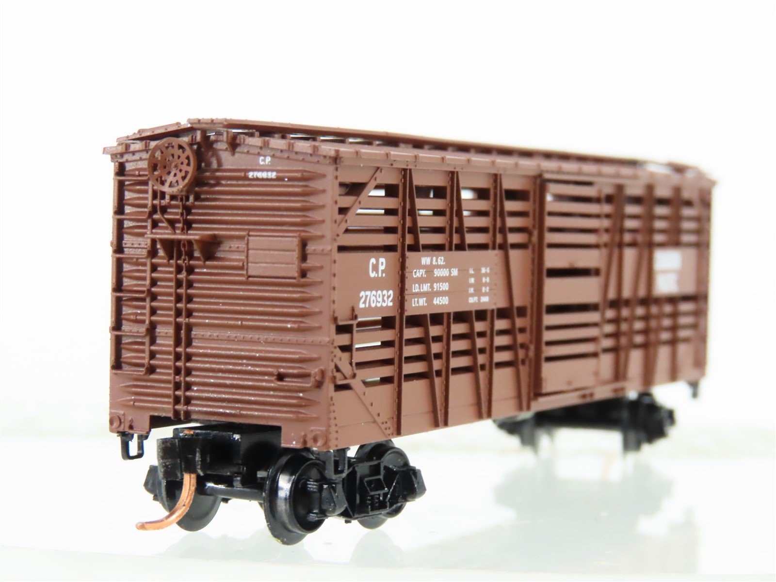 N Scale Micro-Trains MTL 35050 CP Canadian Pacific 40' Despatch Stock Car #27693