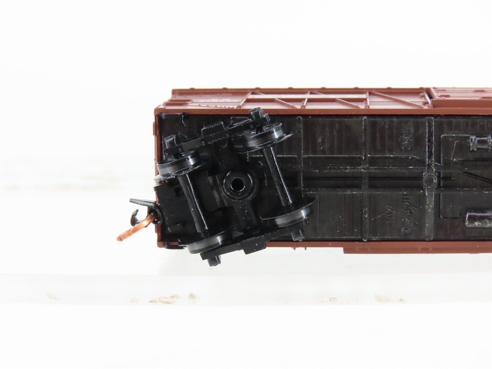 N Scale Micro-Trains MTL 35050 CP Canadian Pacific 40' Despatch Stock Car #27693