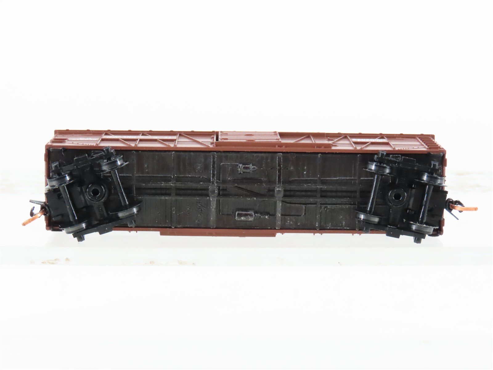 N Scale Micro-Trains MTL 35050 CP Canadian Pacific 40' Despatch Stock Car #27693