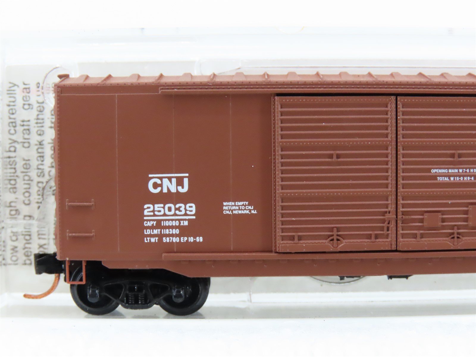 N Scale Micro-Trains MTL 37040 CNJ Jersey Central 50' Standard Boxcar #25039