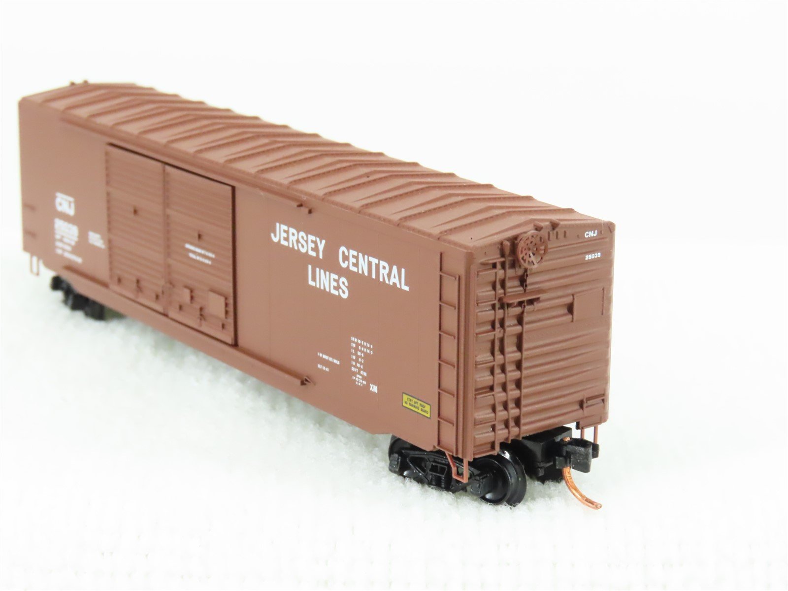 N Scale Micro-Trains MTL 37040 CNJ Jersey Central 50' Standard Boxcar #25039