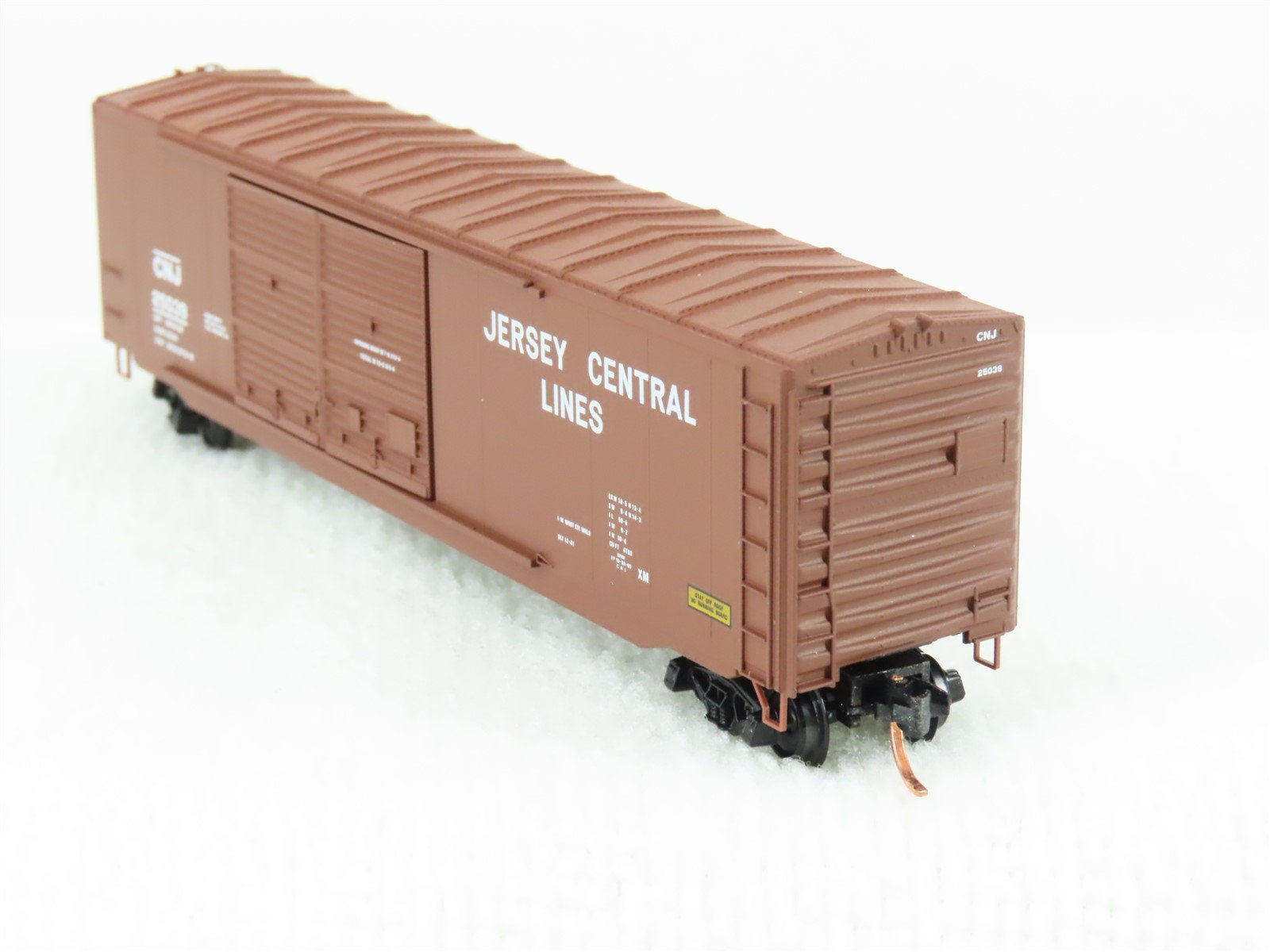 N Scale Micro-Trains MTL 37040 CNJ Jersey Central 50' Standard Boxcar #25039
