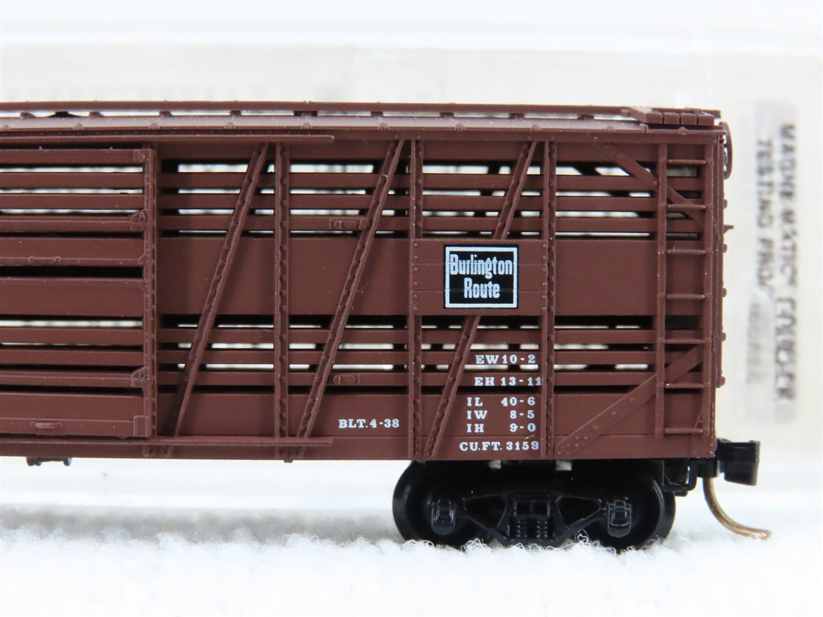 N Scale Micro-Trains MTL 35130 CB&amp;Q Burlington Route 40&#39; Stockcar #52002