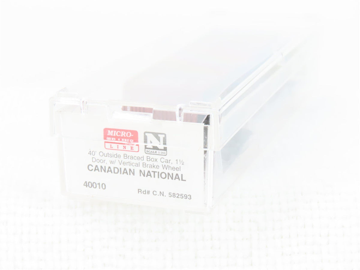 N Scale Micro-Trains MTL 40010 CN Canadian National 40&#39; Braced Boxcar #582593
