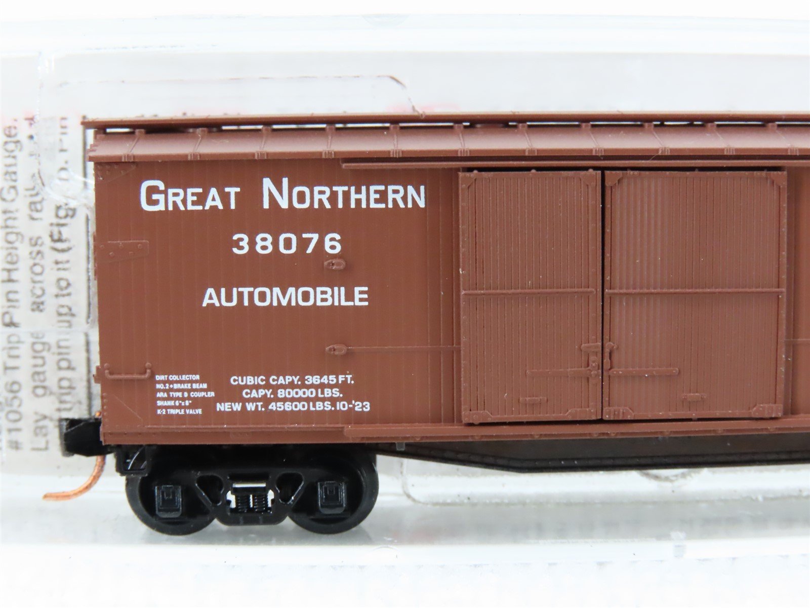 N Scale Micro-Trains MTL 41030 GN Glacier National Park 40' Wood Boxcar #38076