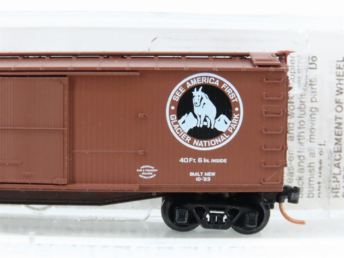 N Scale Micro-Trains MTL 41030 GN Glacier National Park 40&#39; Wood Boxcar #38076
