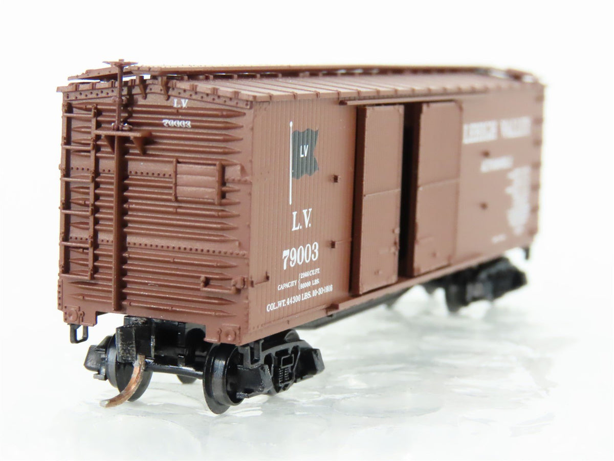 N Scale Micro-Trains MTL 41020 LV Lehigh Valley 40&#39; Wood Boxcar #79003