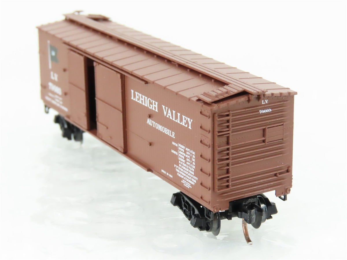 N Scale Micro-Trains MTL 41020 LV Lehigh Valley 40&#39; Wood Boxcar #79003