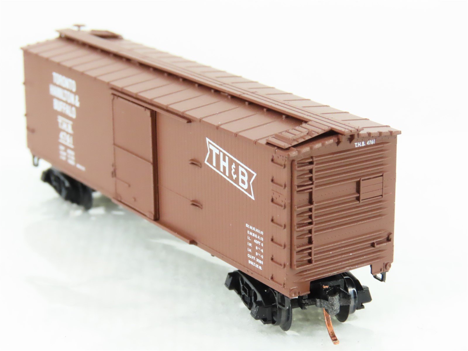 N Scale Micro-Trains MTL 39220 TH&B Toronto, Hamilton & Buffalo 40' Boxcar #4761