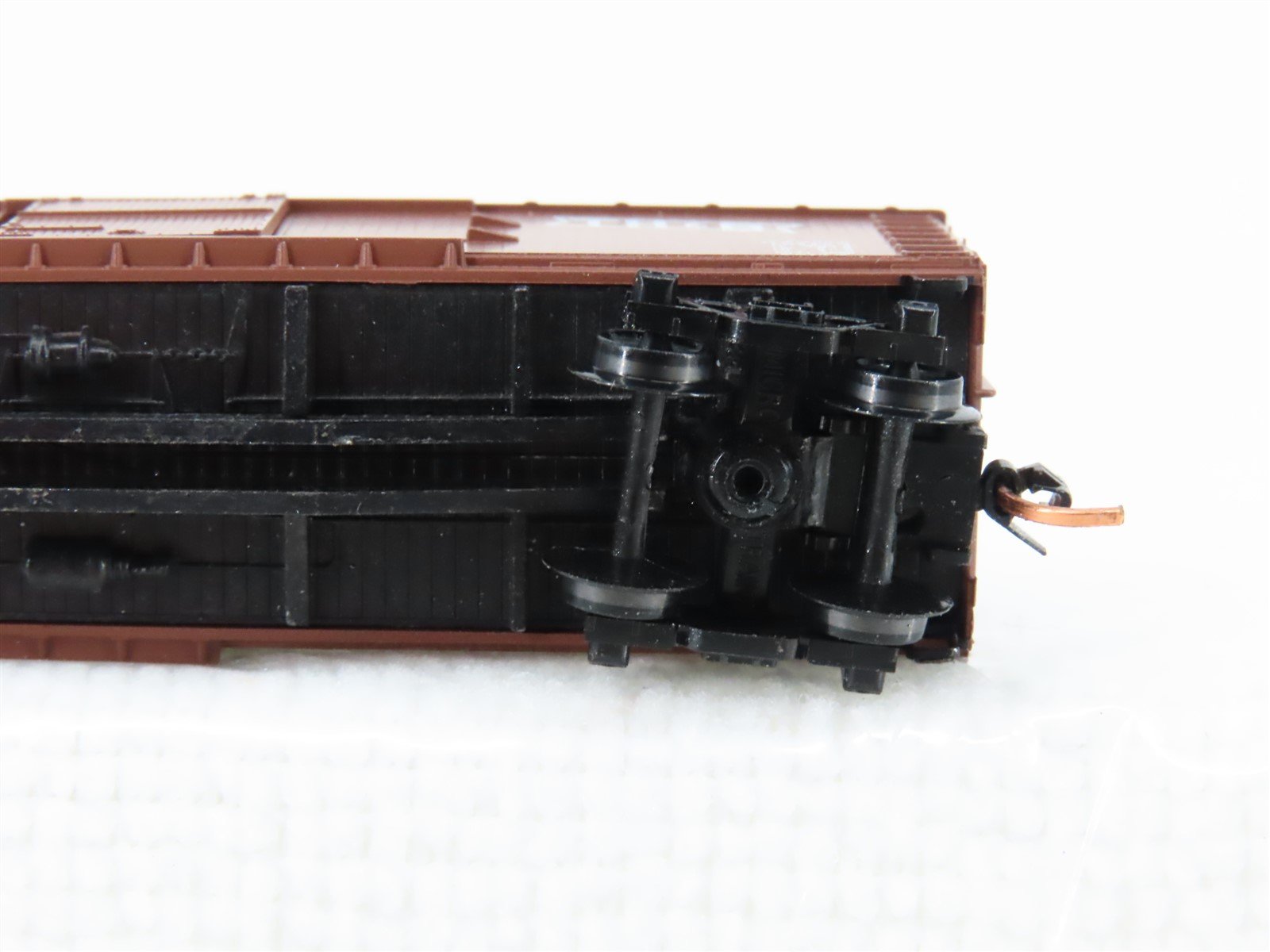 N Scale Micro-Trains MTL 39220 TH&B Toronto, Hamilton & Buffalo 40' Boxcar #4761